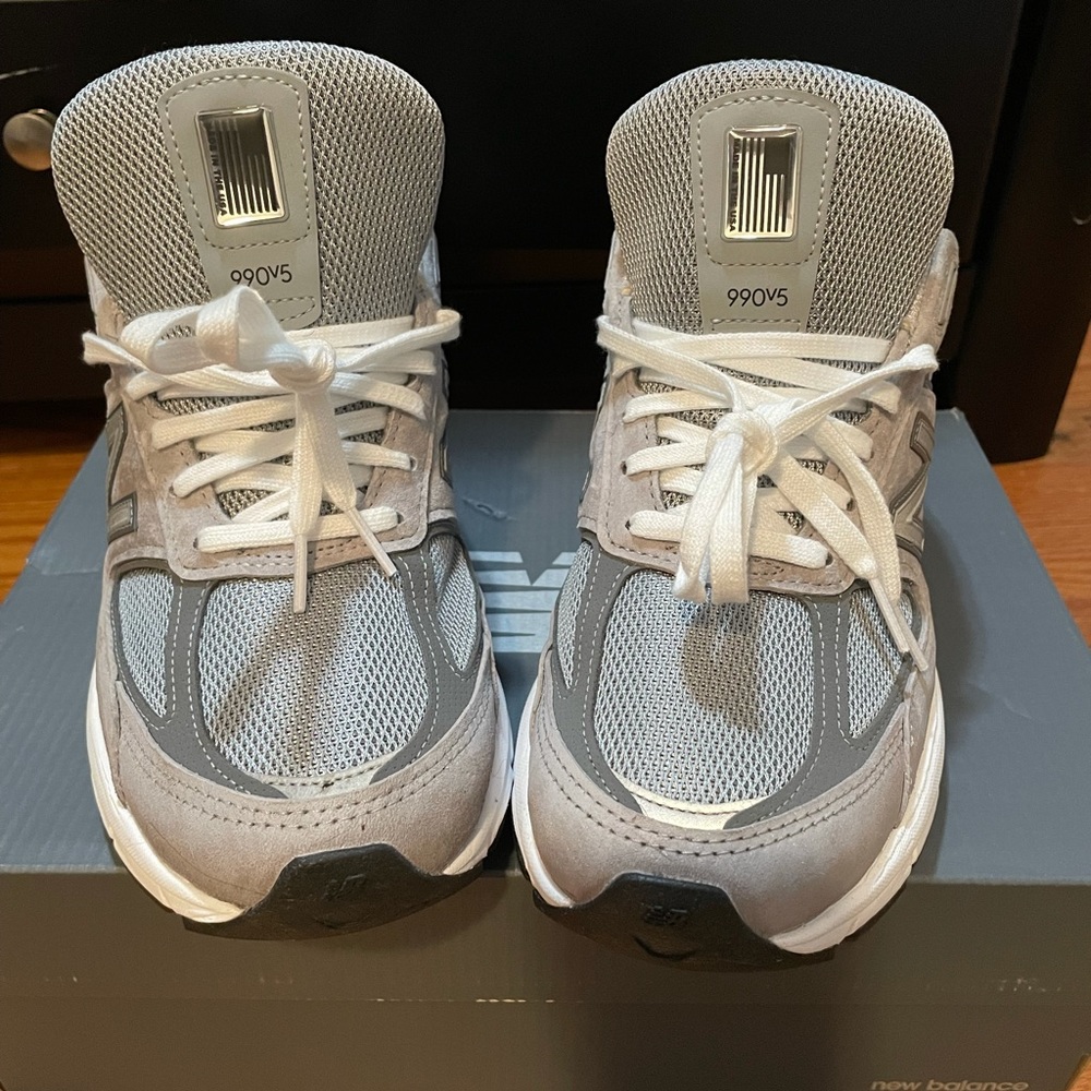 Gray NB, Size 10 Men